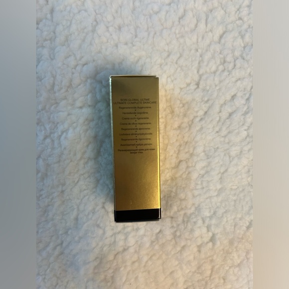 CHANEL Sublimage Eye Cream NEW IN BOX - Picture 3 of 6